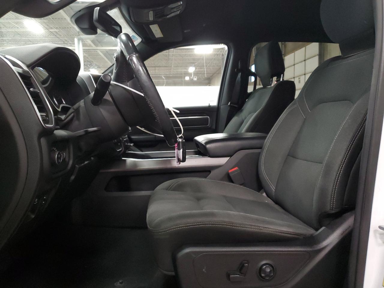 2019 RAM 1500 - Image 7