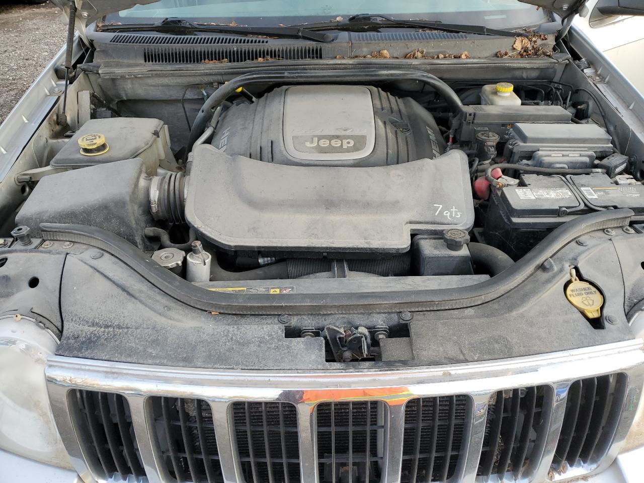 2005 Jeep Grand Cherokee - Image 12