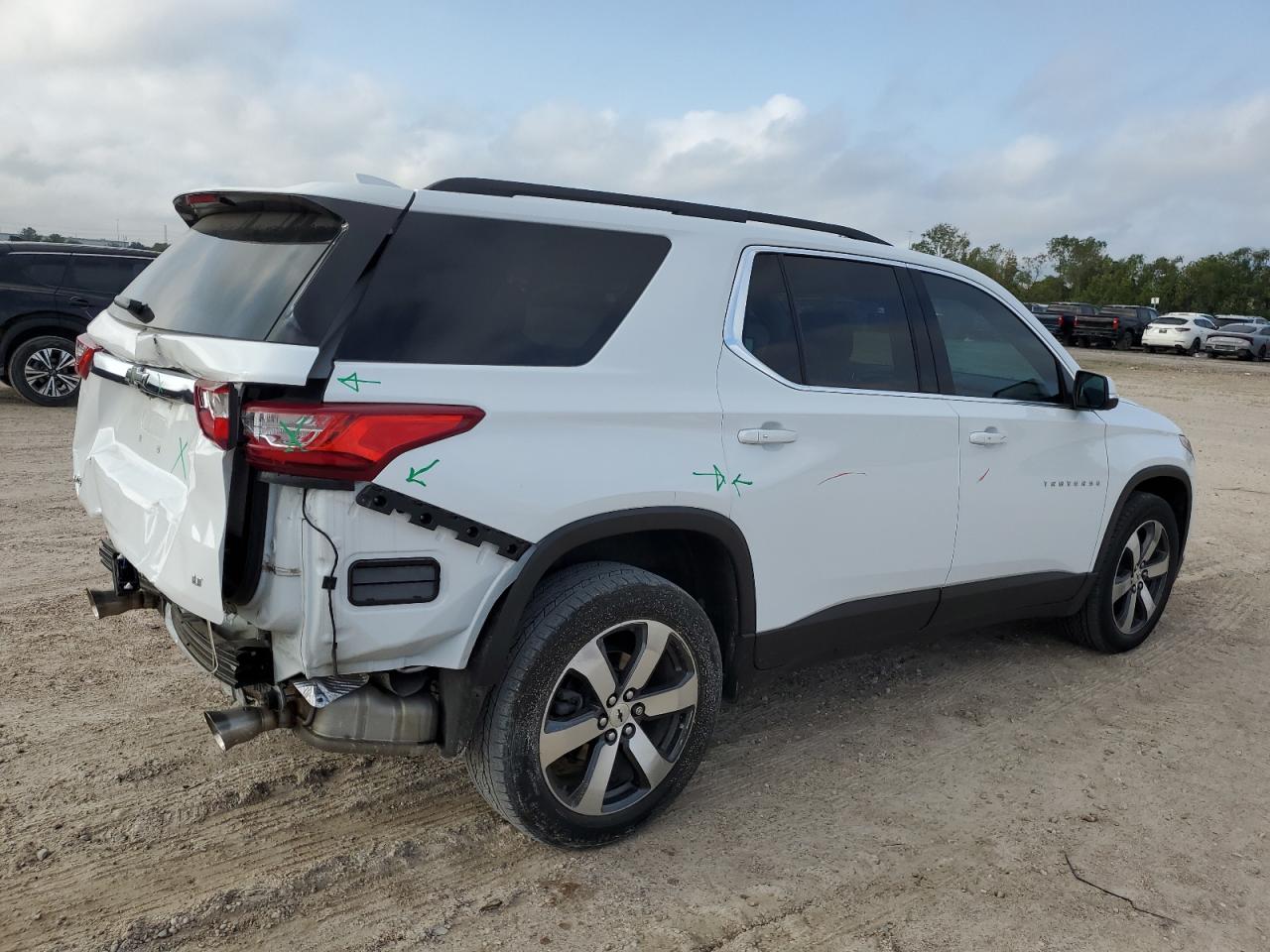 2021 Chevrolet Traverse - Image 3