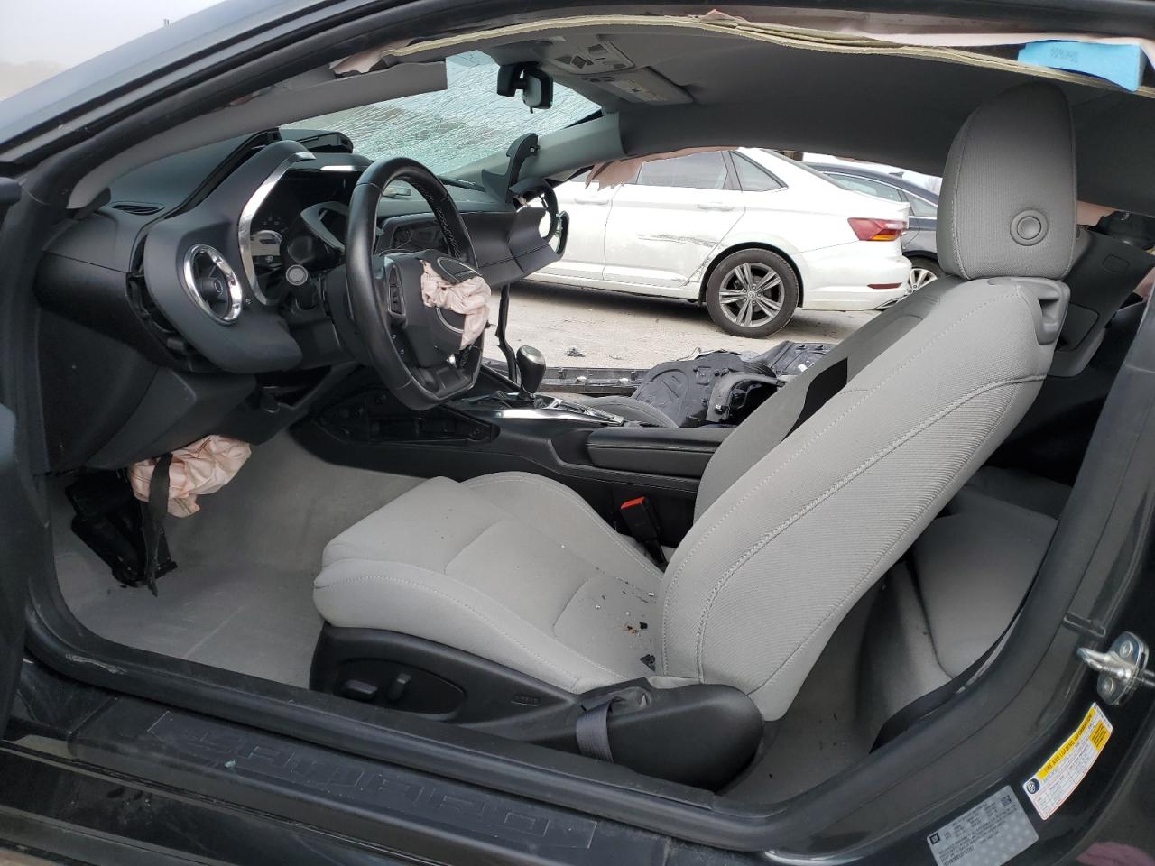 2018 Chevrolet Camaro - Image 7