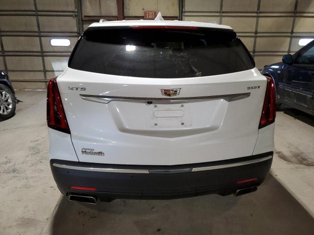  CADILLAC XT5 2021 Белы