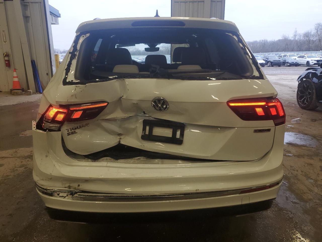 2020 Volkswagen Tiguan - Image 6
