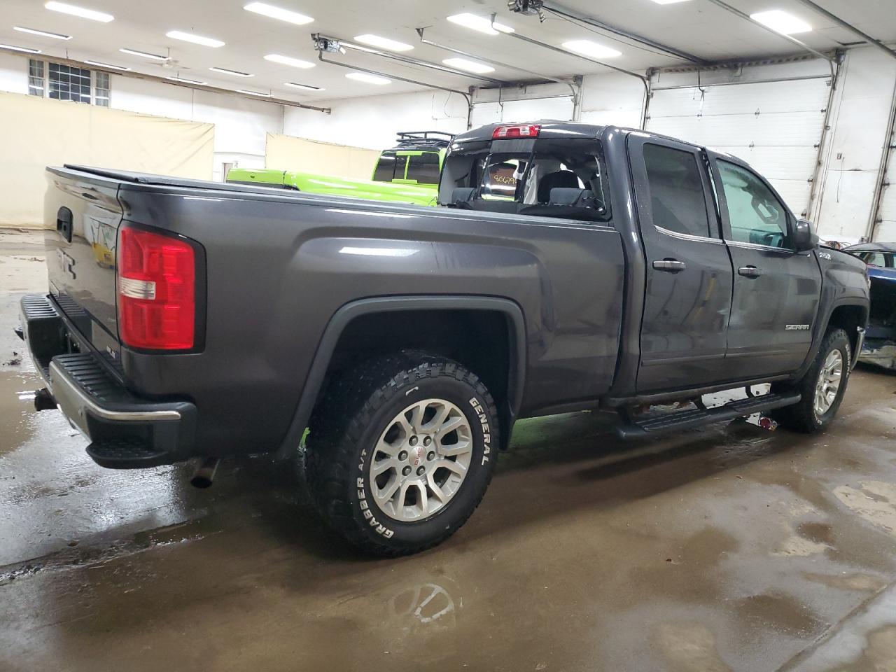 2015 GMC Sierra - Image 3