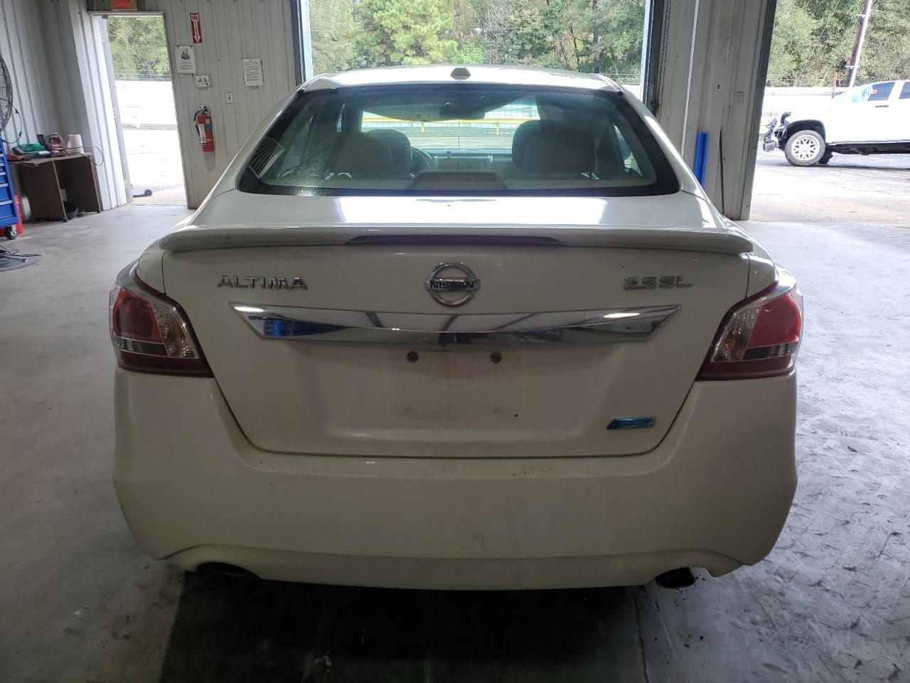 2013 Nissan Altima - Image 6