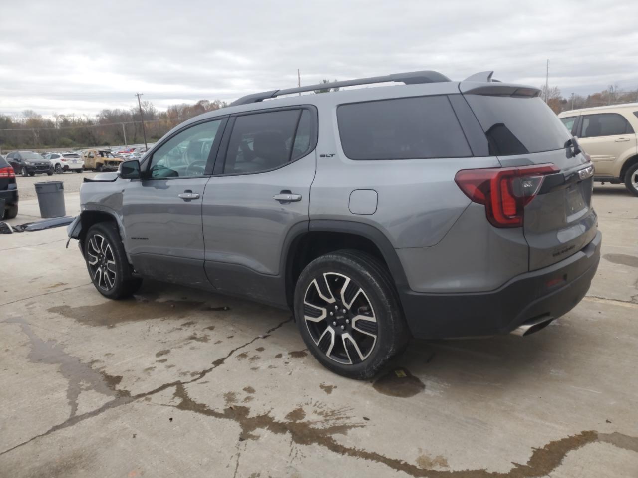 2021 GMC Acadia - Image 2