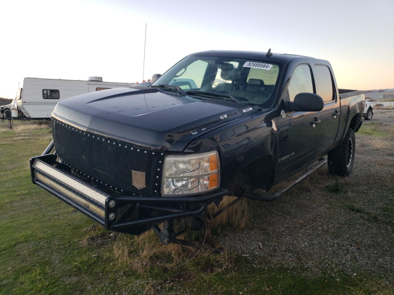 2007 Chevrolet Silverado - Image 1