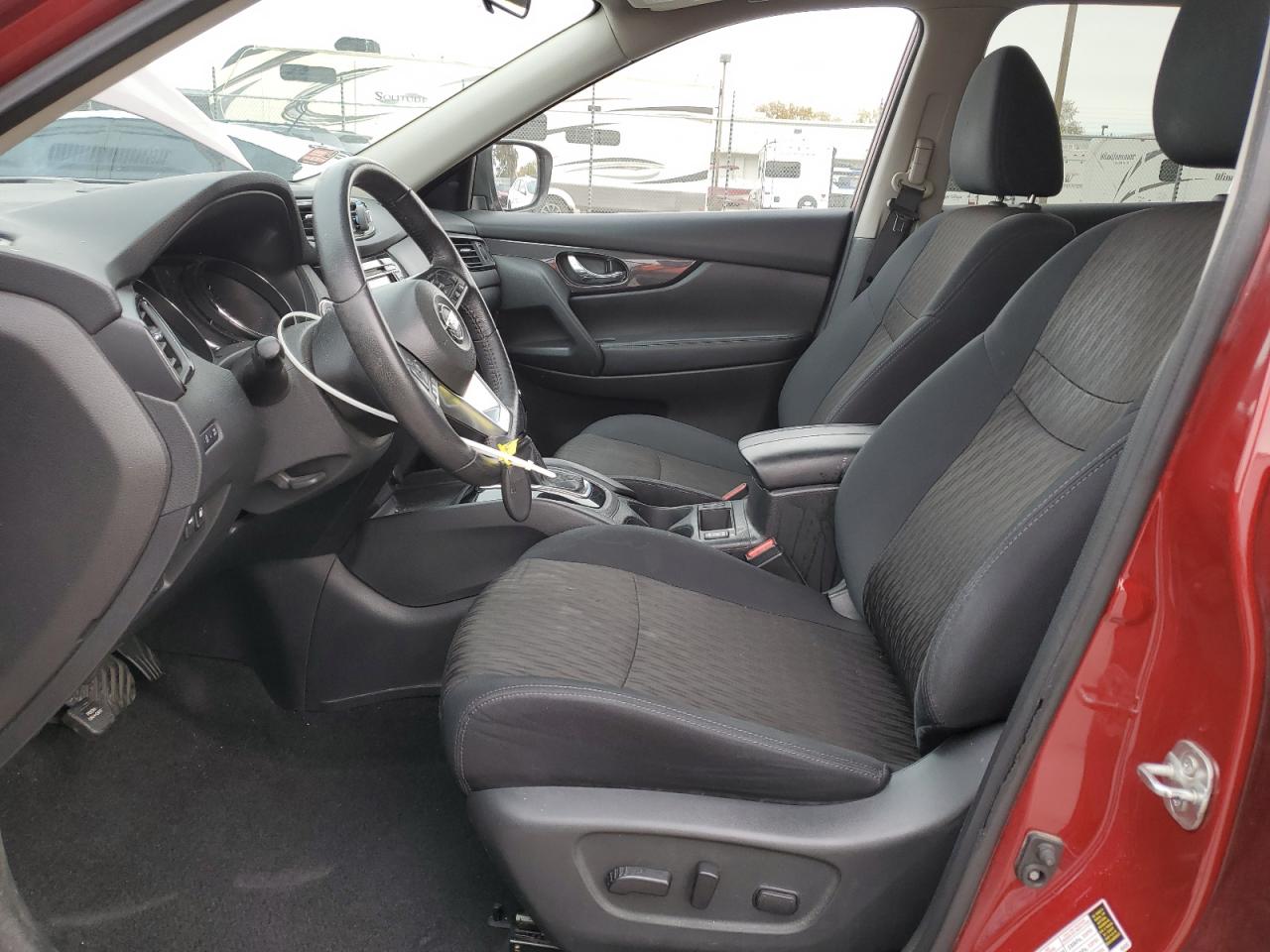 2018 Nissan Rogue - Image 7
