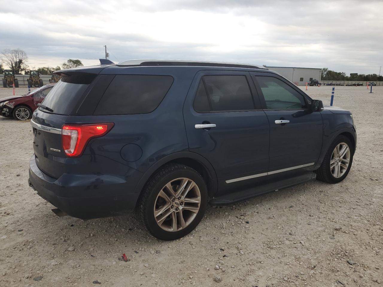 VIN 1FM5K7F86GGD12570 2016 FORD EXPLORER no.3