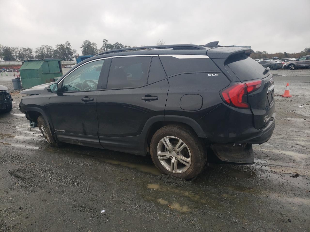 2018 GMC Terrain - Image 2