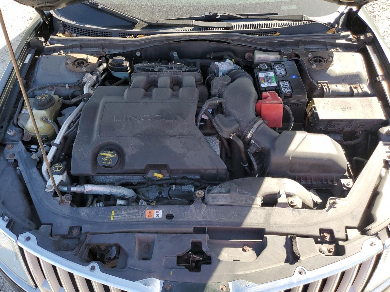 2010 Lincoln MKZ - Image 11