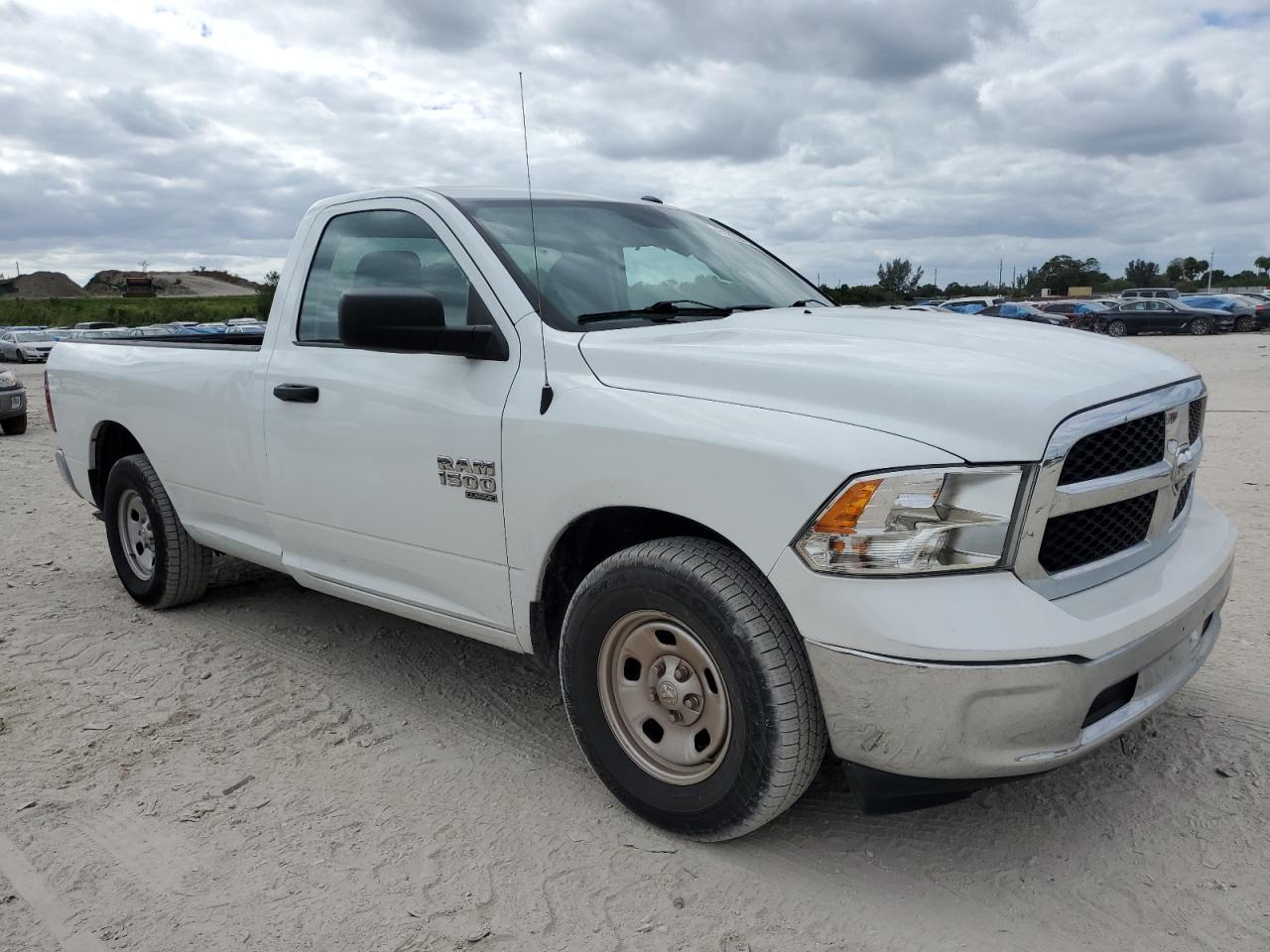 VIN 3C6JR6DG7NG395857 2022 RAM 1500 no.4