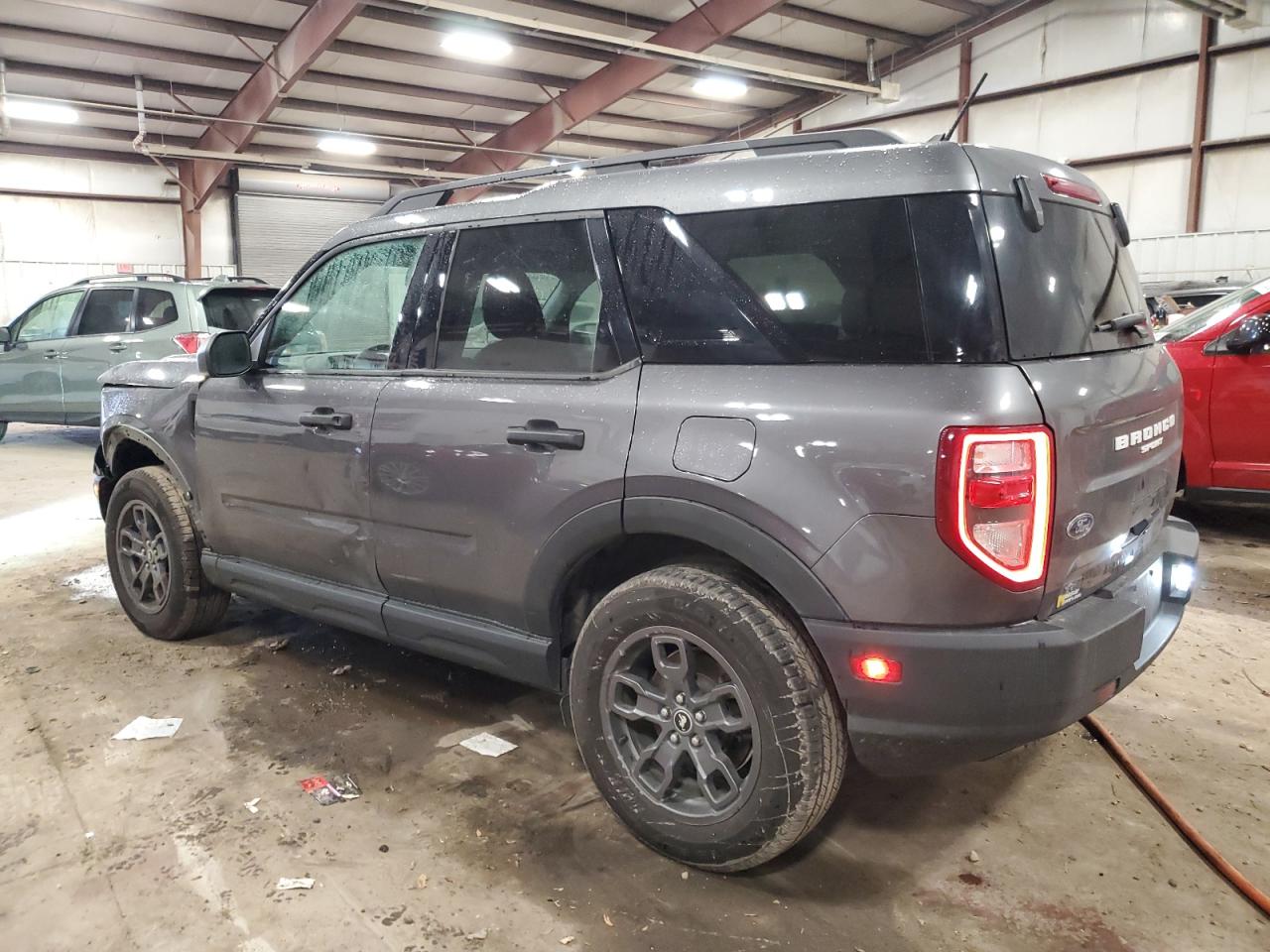 2021 Ford Bronco - Image 2