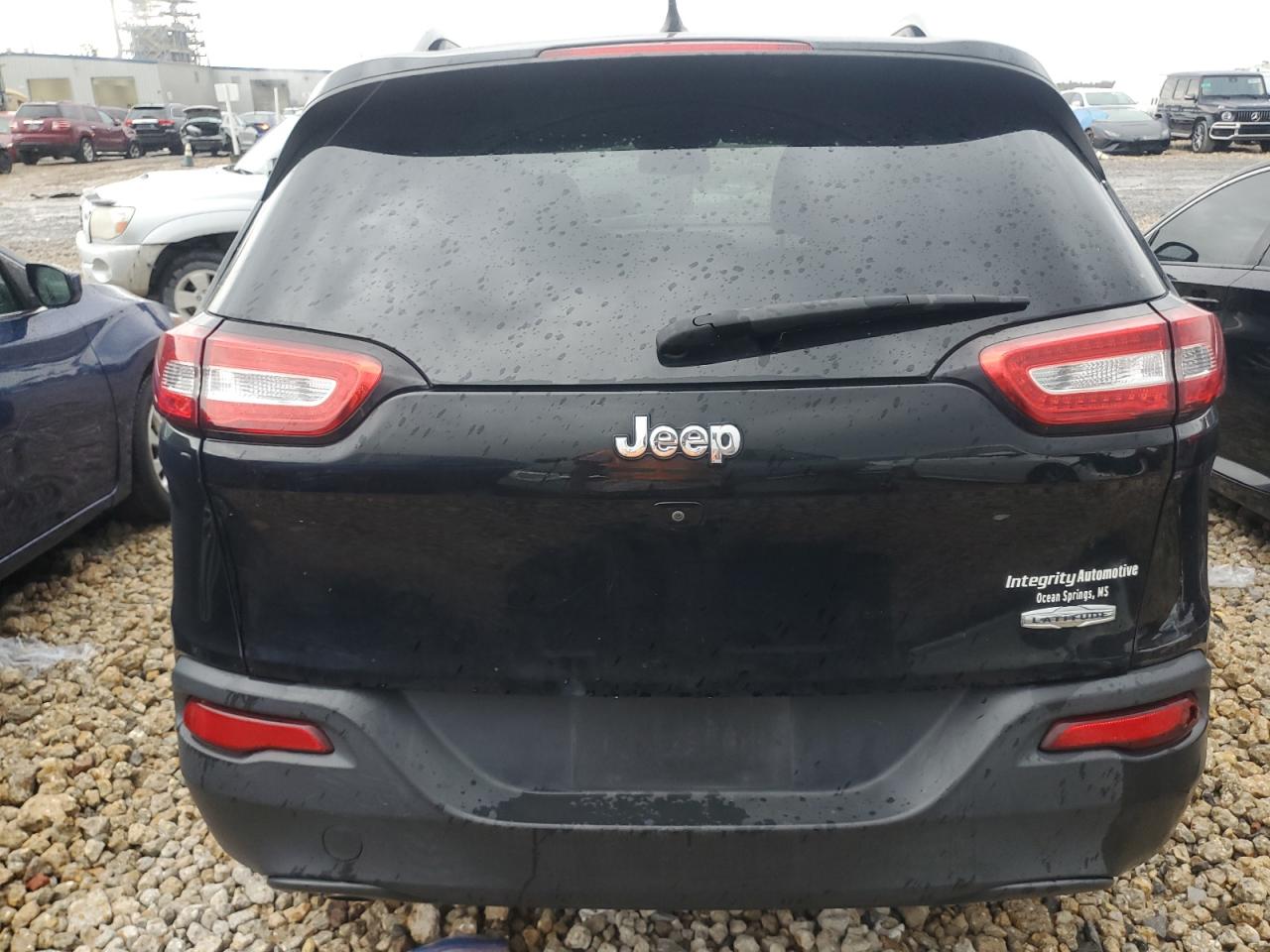 2017 Jeep Cherokee Latitude VIN: 1C4PJLCB3HD235930 Lot: 80128034