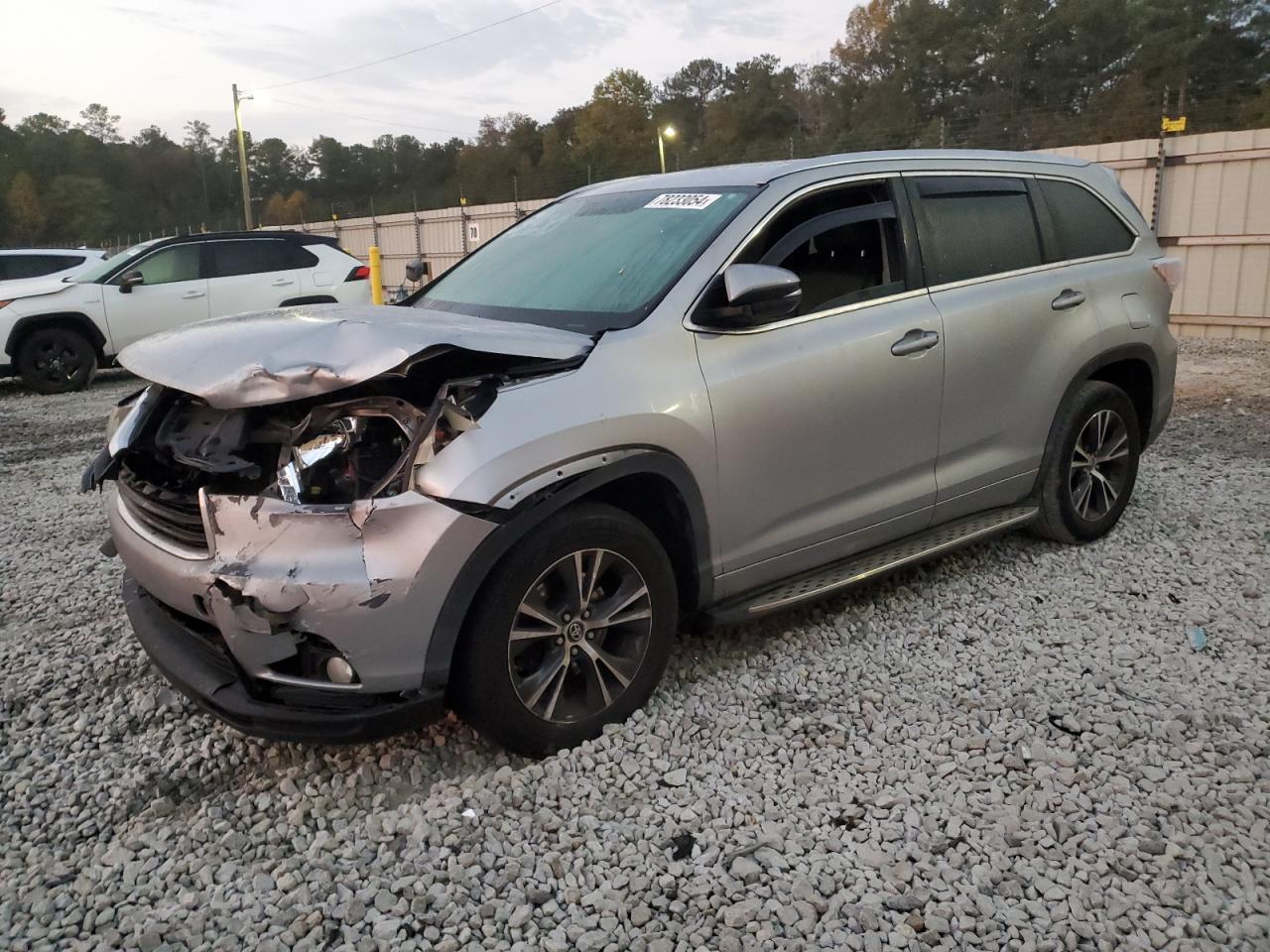 5TDKKRFH6GS123300 2016 TOYOTA HIGHLANDER - Image 1