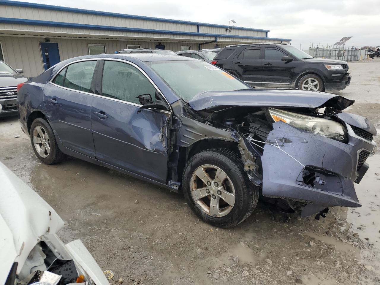 VIN 1G11C5SL9FF210594 2015 CHEVROLET MALIBU no.4