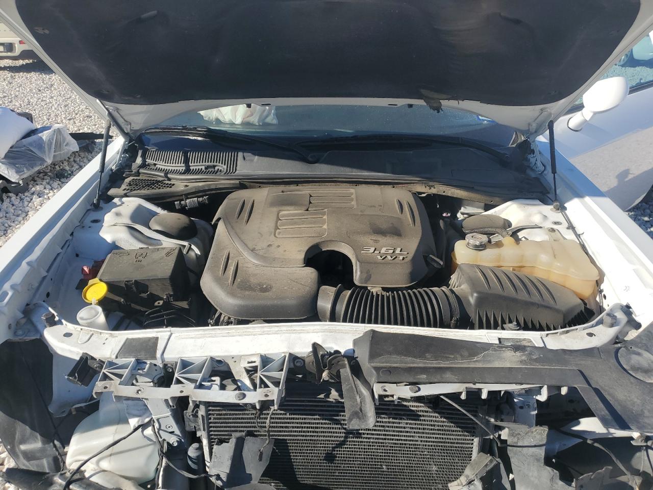 2020 Dodge Challenger - Image 12
