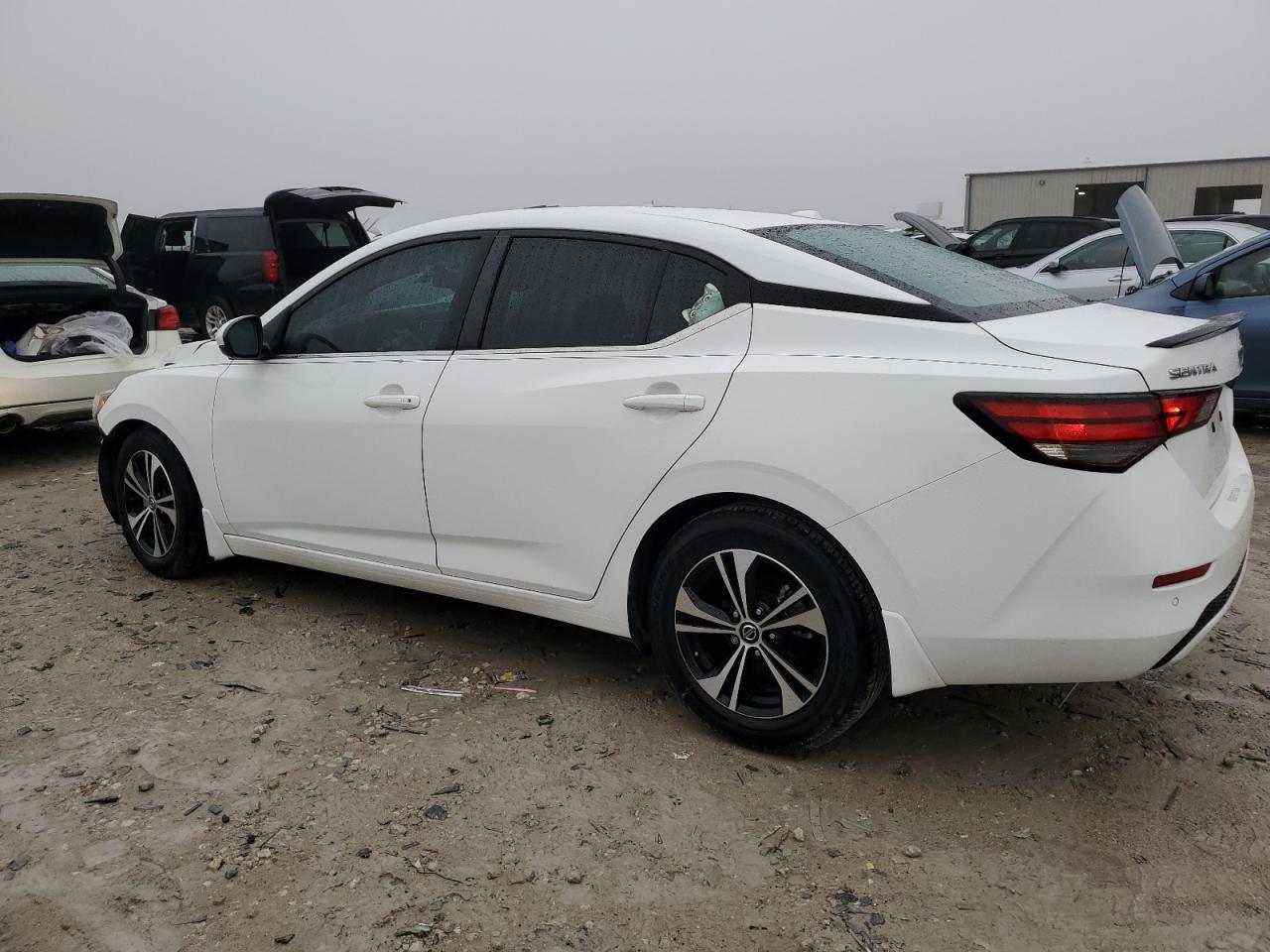 2021 Nissan Sentra - Image 2
