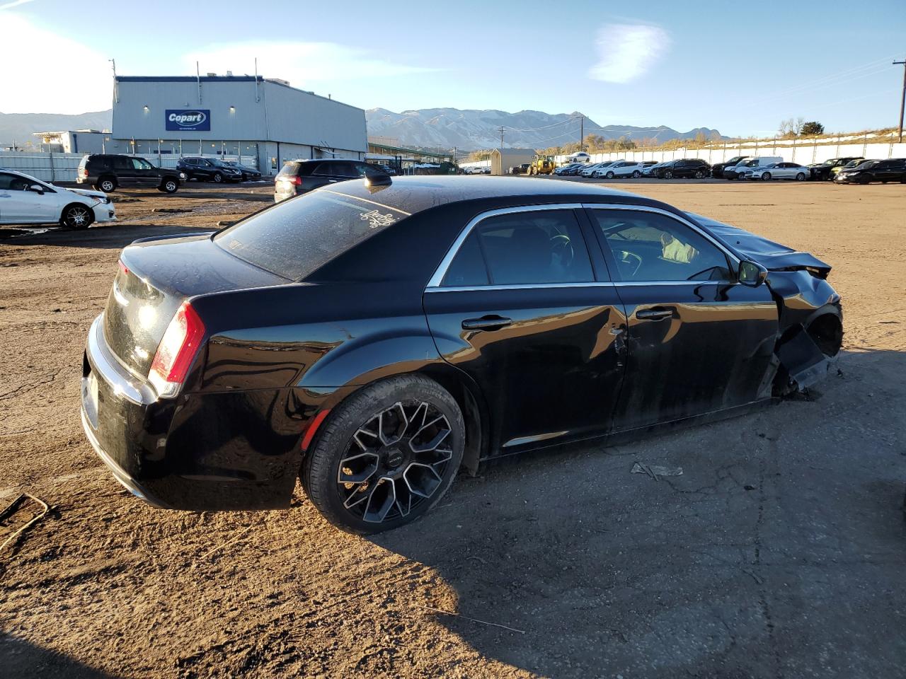 2018 Chrysler 300 - Image 3