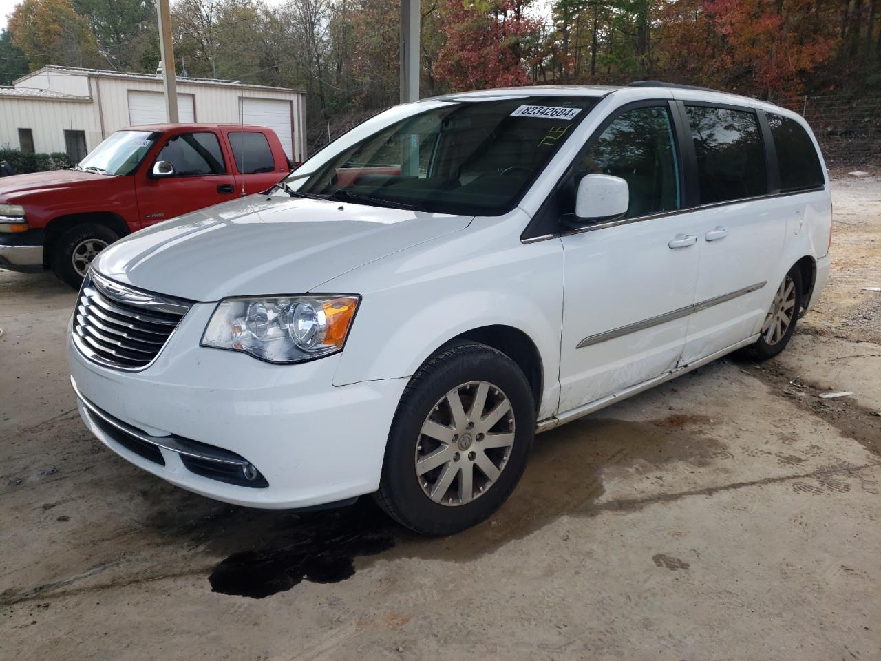2014 Chrysler Town & Country - Image 1