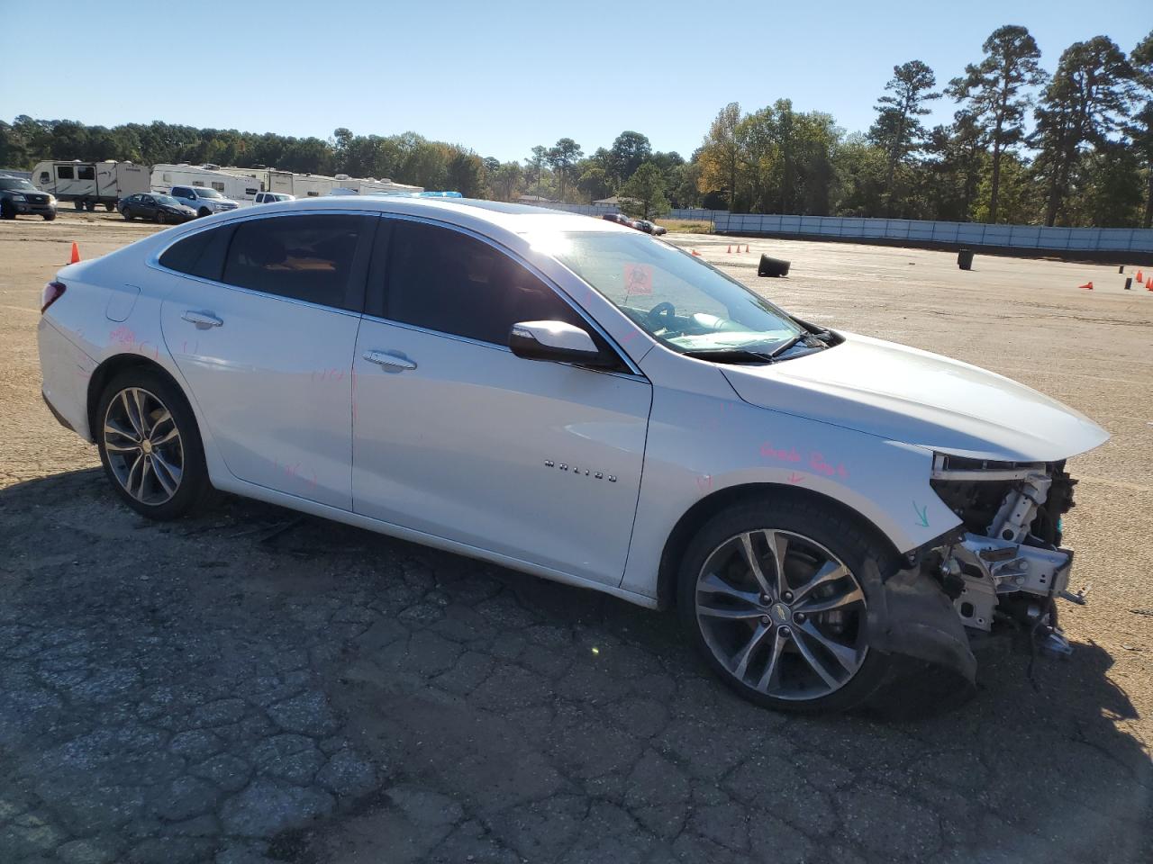 2019 Chevrolet Malibu - Image 4