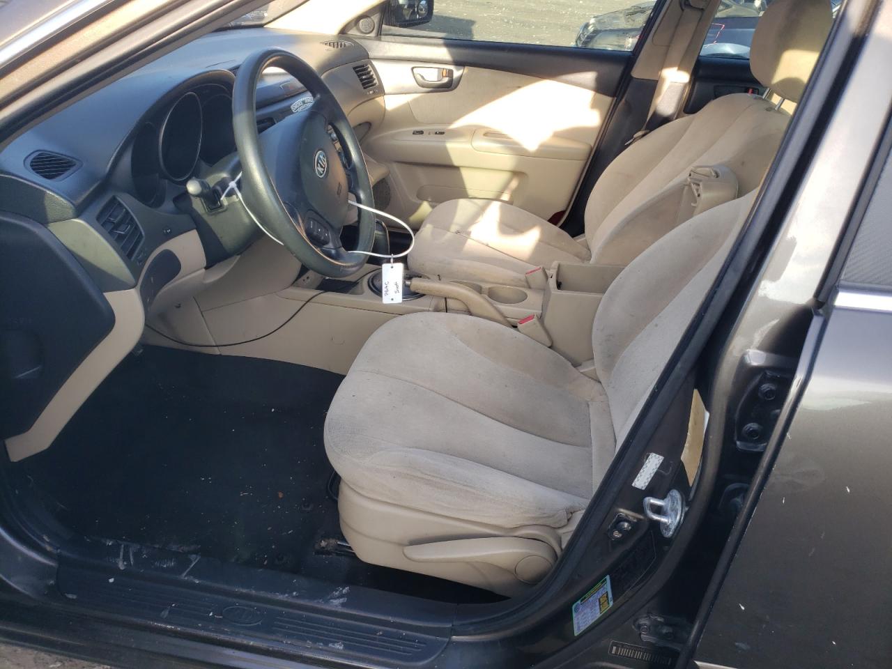 2010 Kia Optima - Image 7