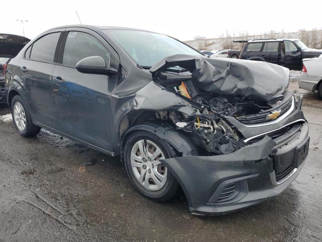 CHEVROLET SONIC 2017 Кремовий