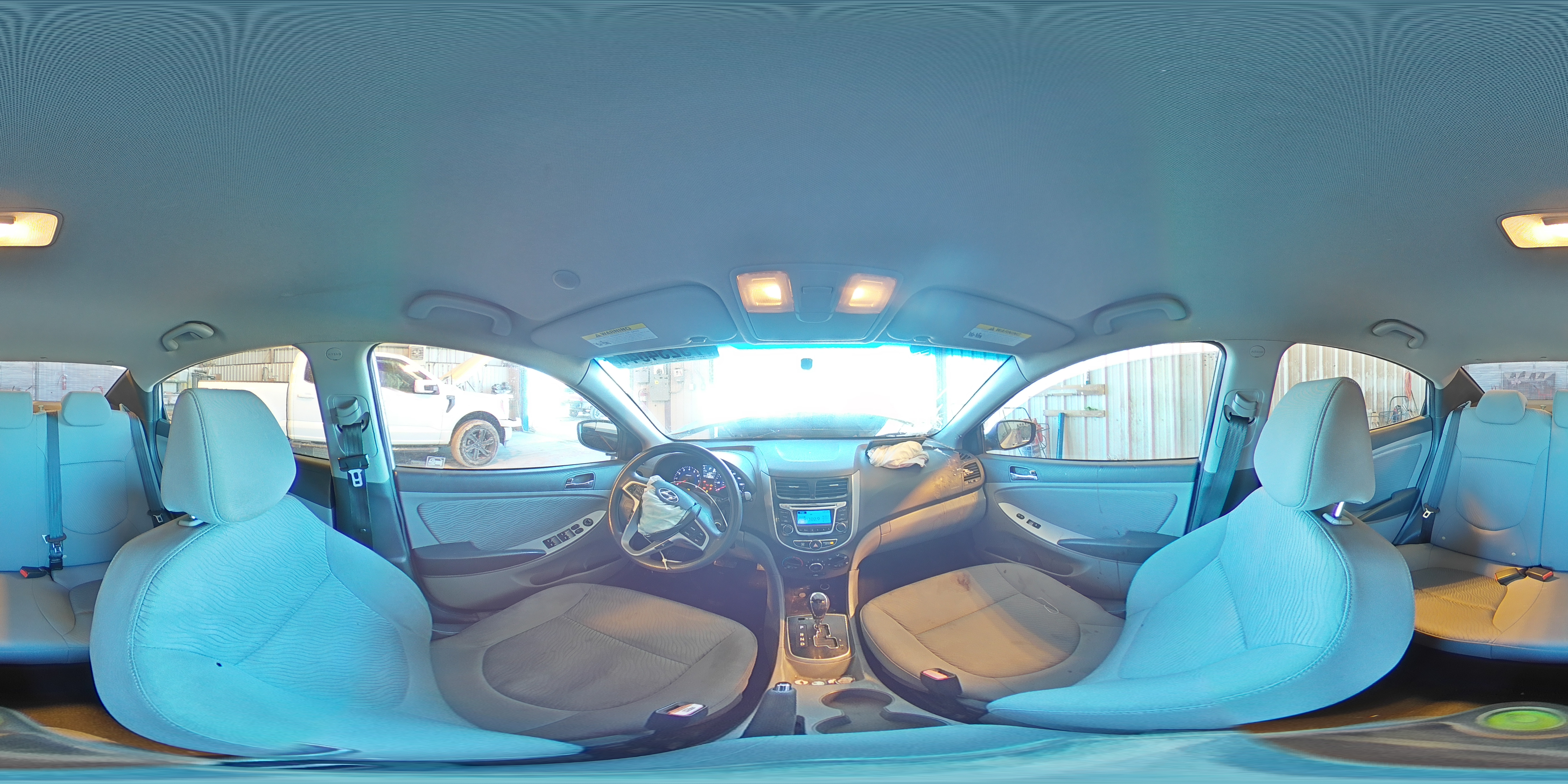 2014 Hyundai Accent - Image 13