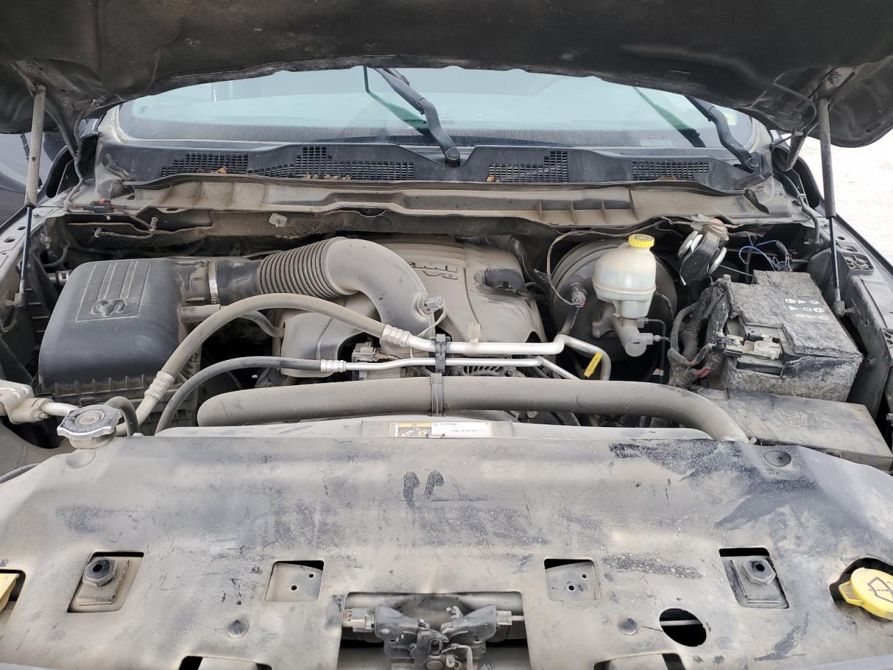 2016 RAM 1500 - Image 13