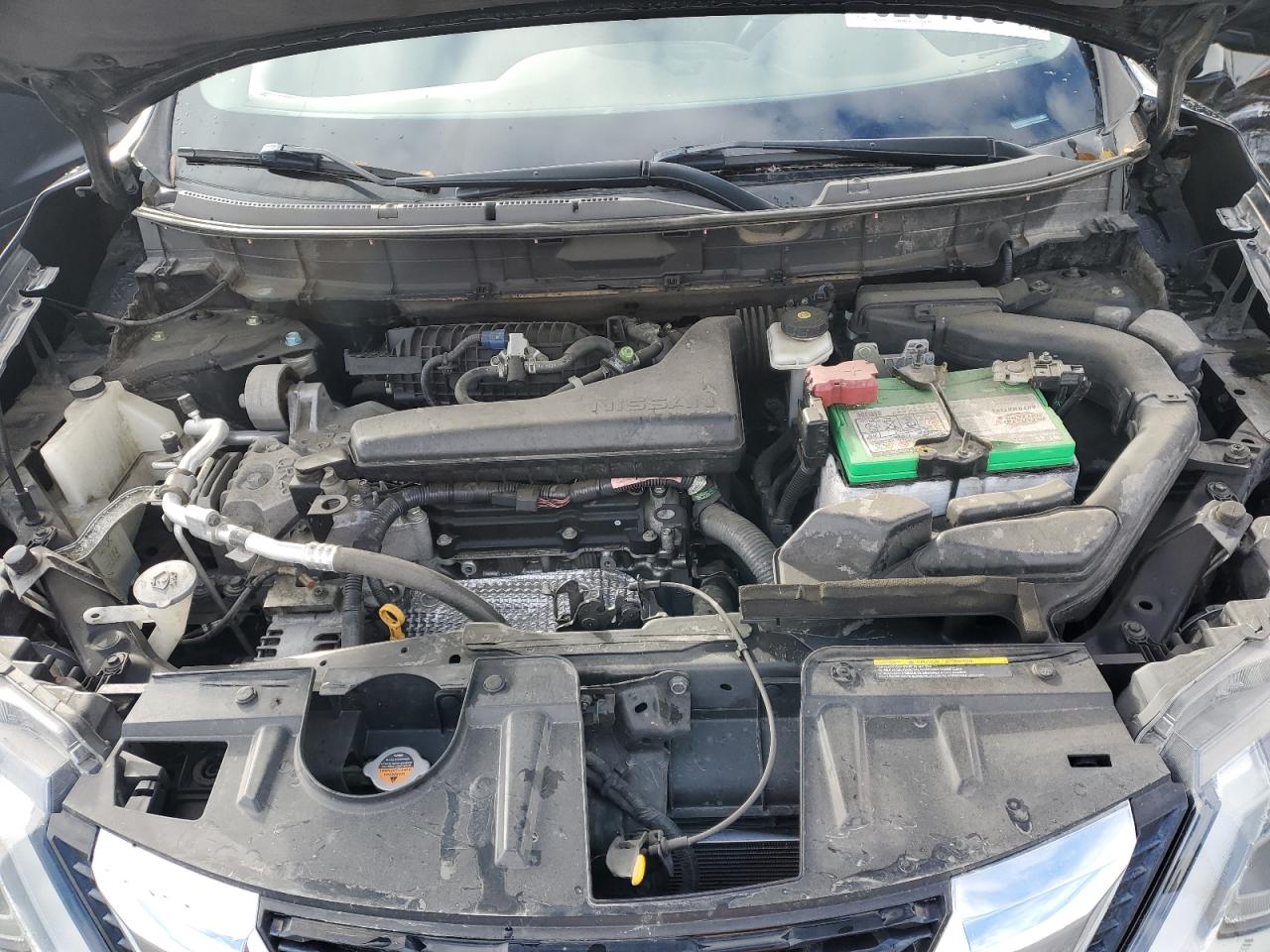2017 Nissan Rogue - Image 12