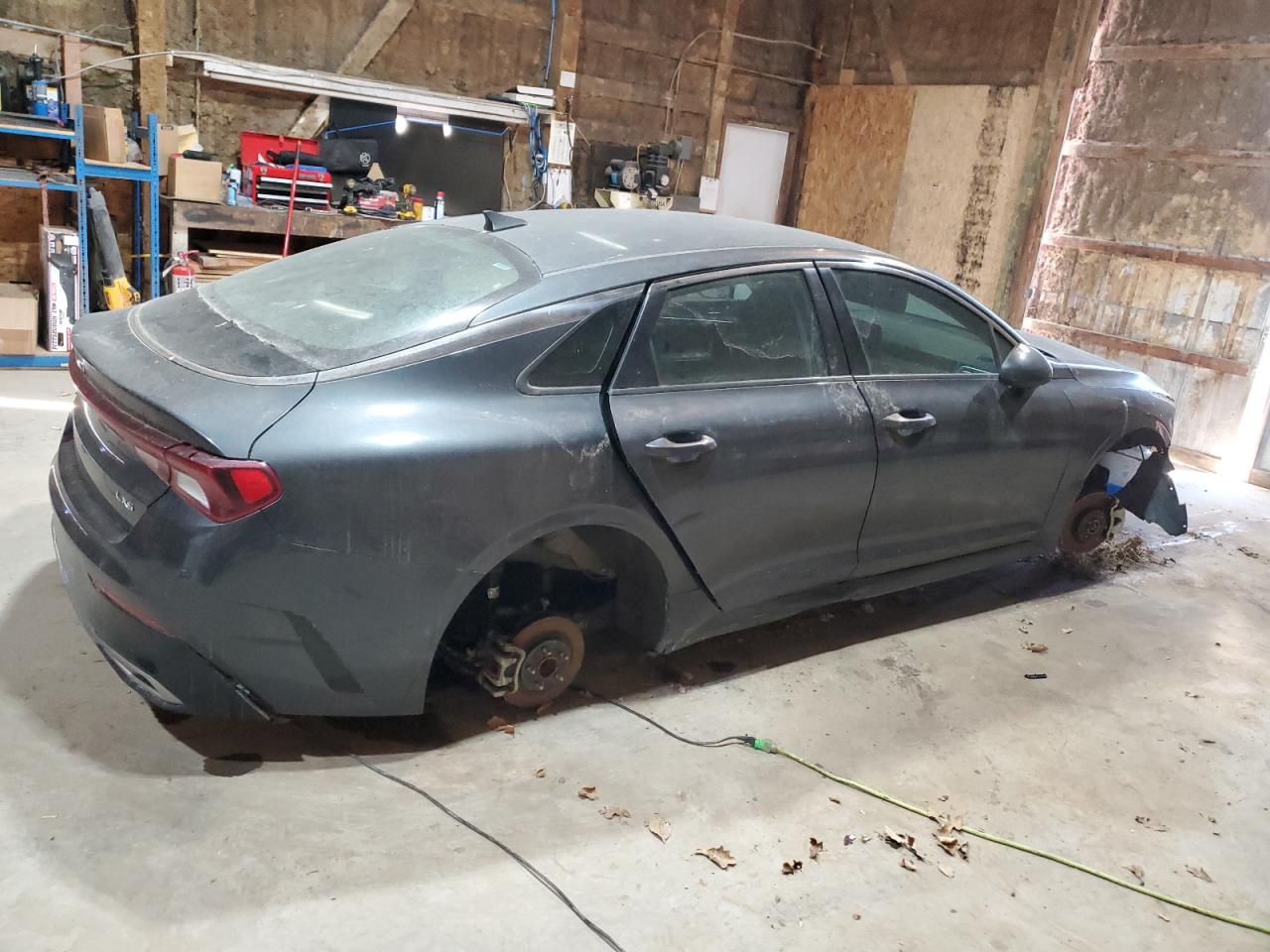 2021 Kia K5 - Image 3
