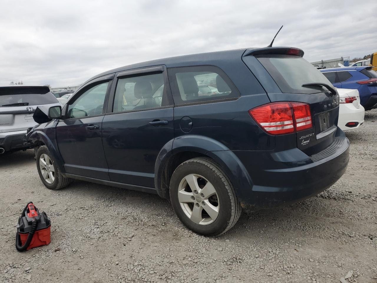 2013 Dodge Journey - Image 2