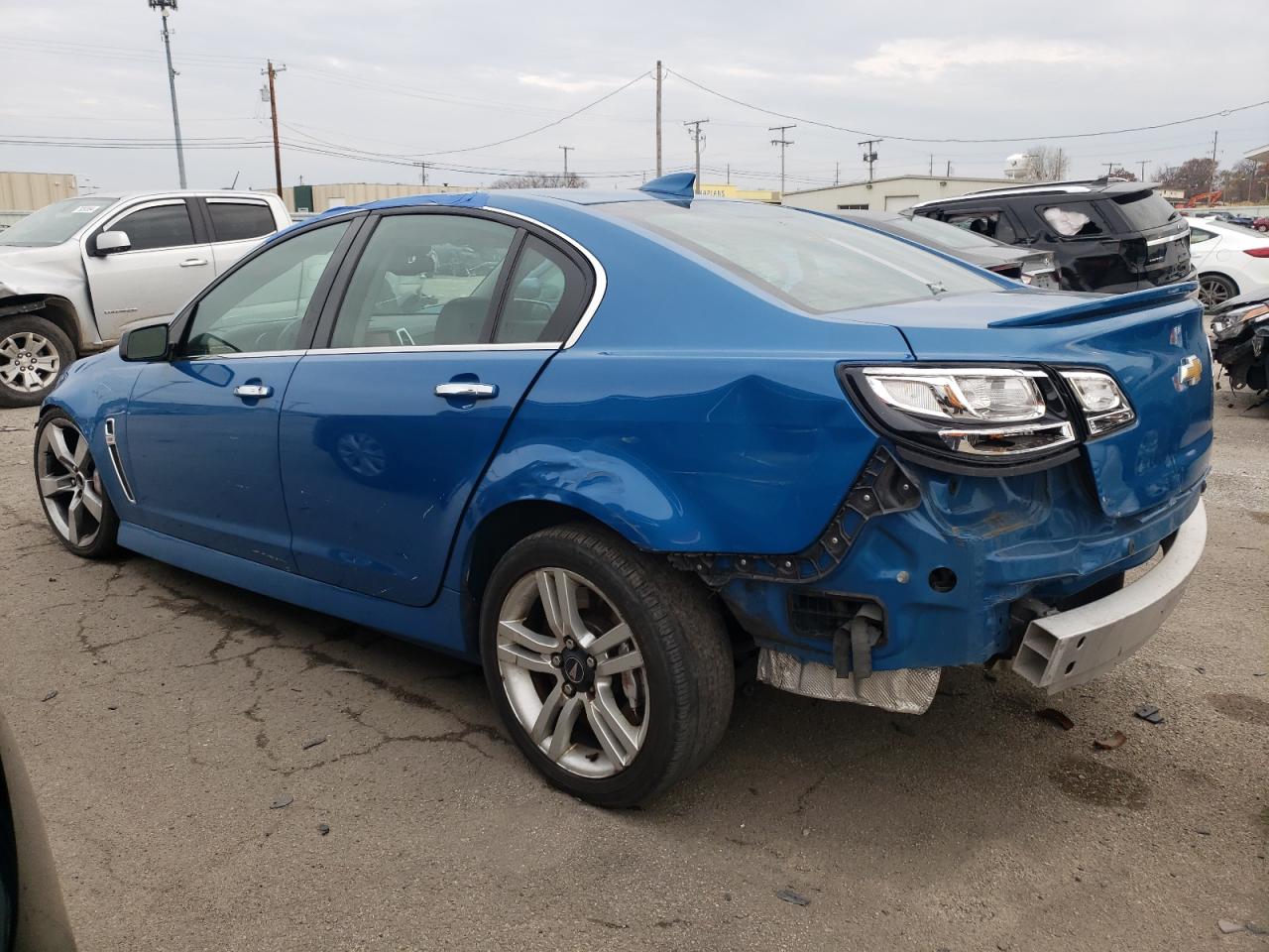 VIN 6G3F15RW4FL103153 2015 CHEVROLET SS no.2