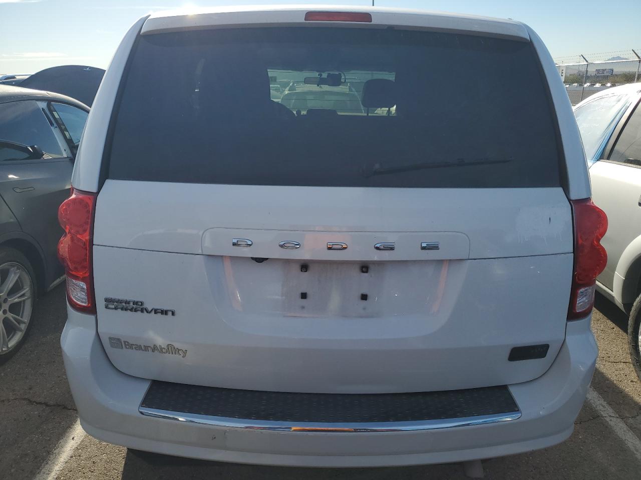 VIN 2C4RDGBG8JR232433 2018 DODGE CARAVAN no.6