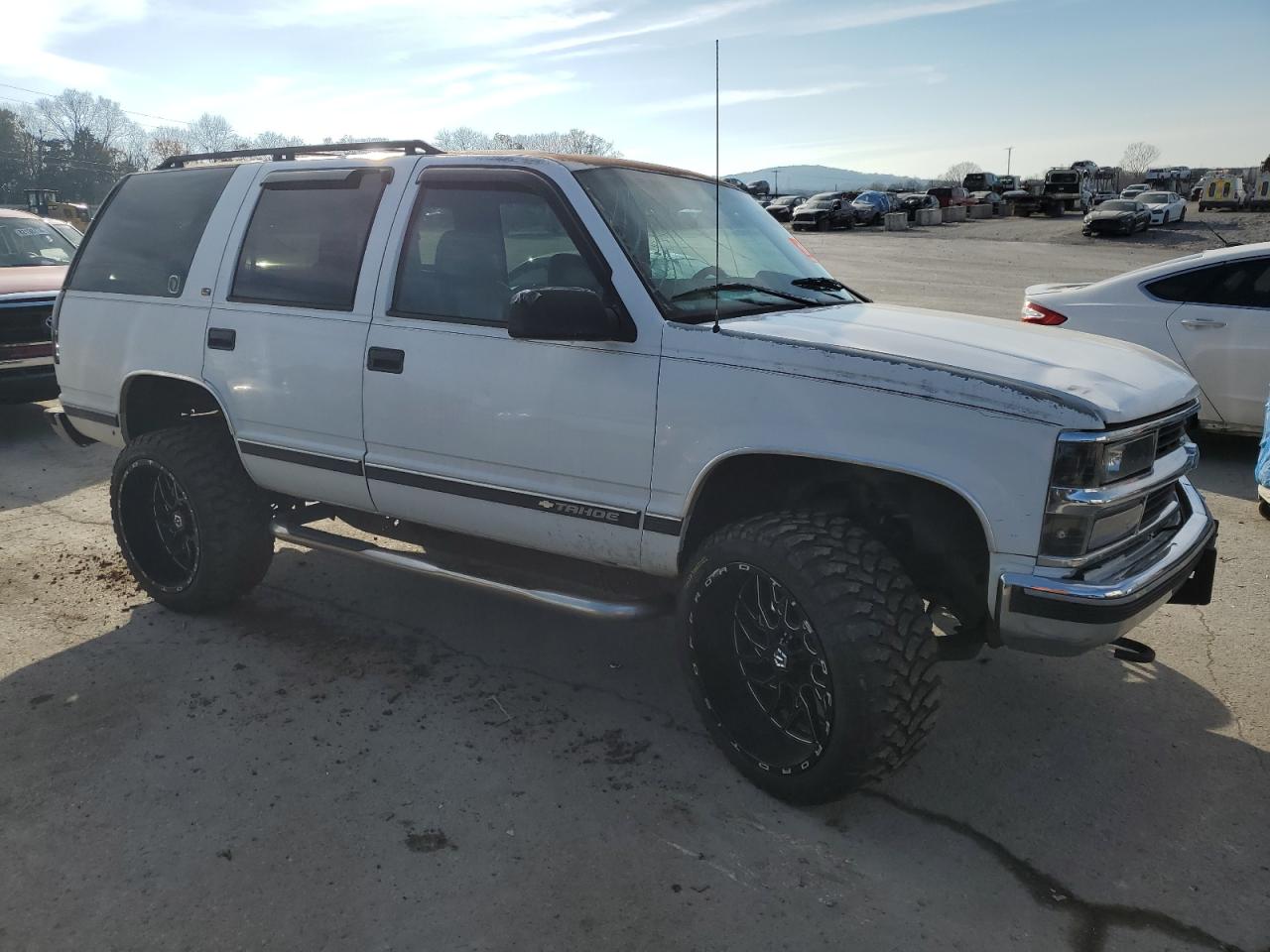 1998 Chevrolet Tahoe - Image 4