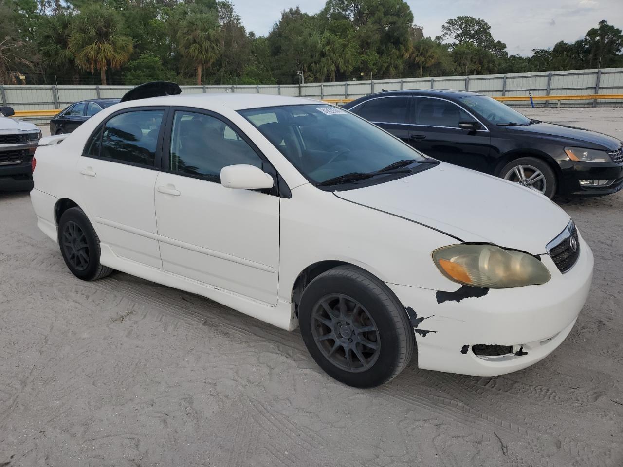 2006 Toyota Corolla - Image 4