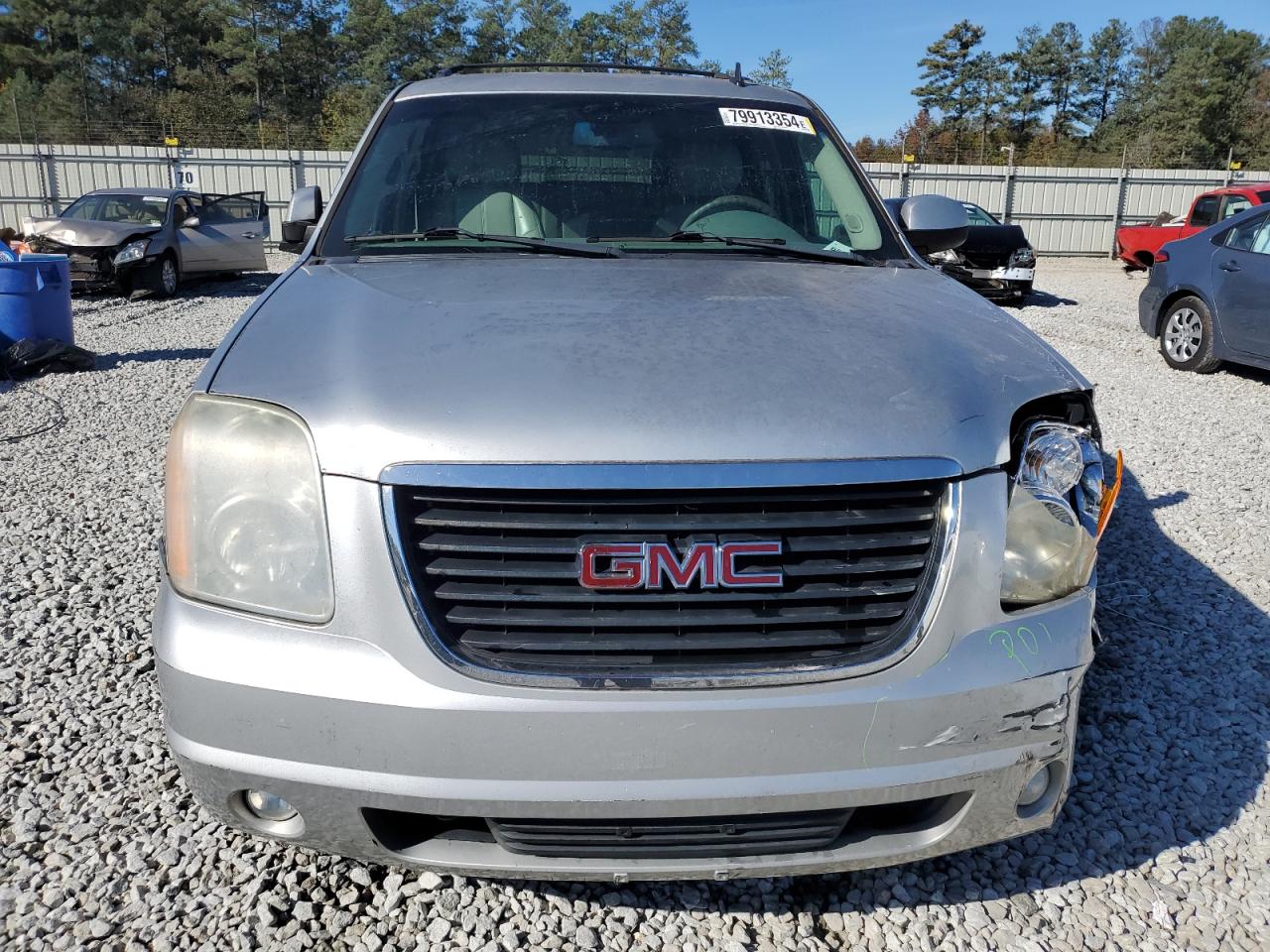2012 GMC Yukon - Image 5