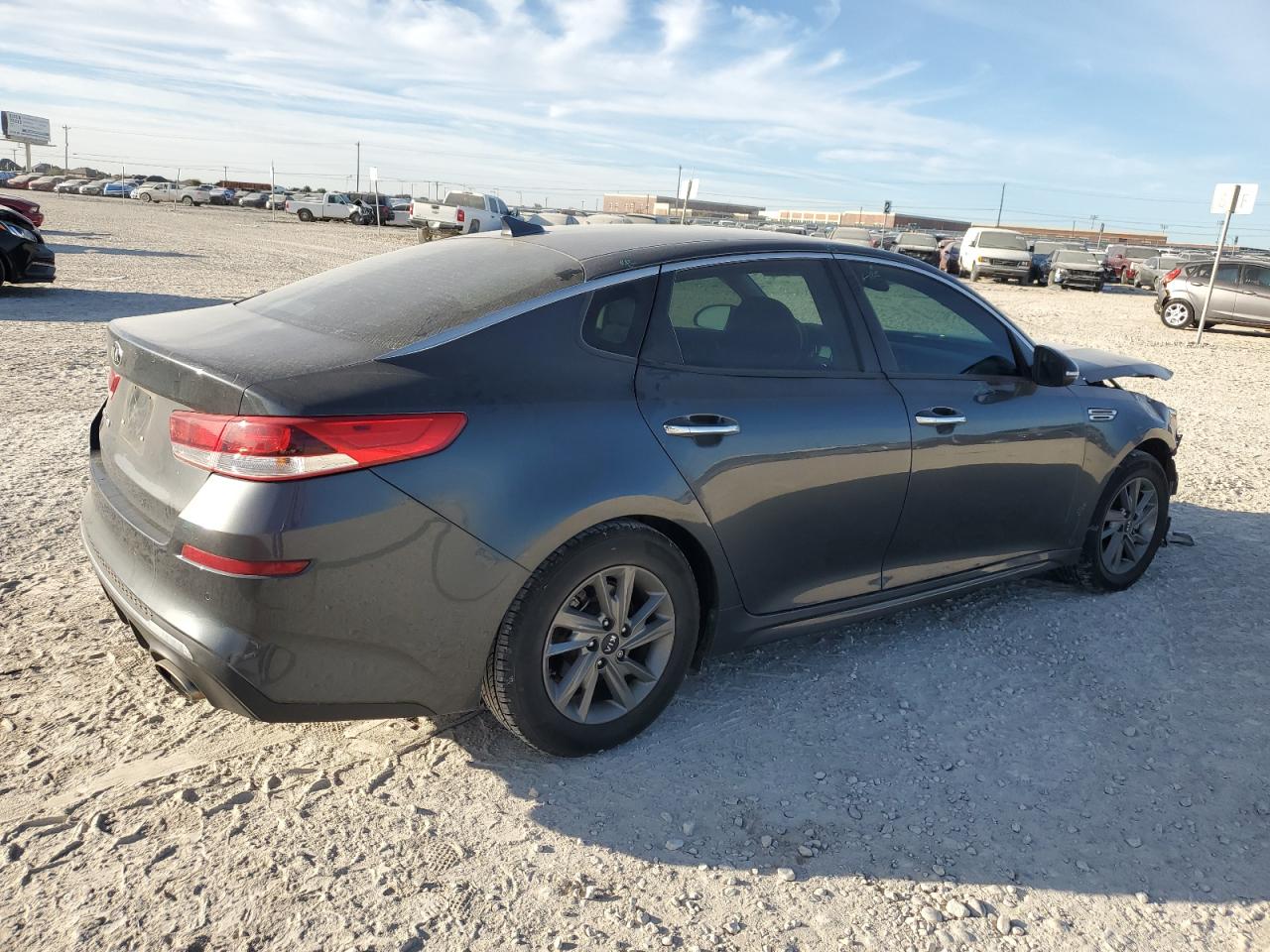 VIN 5XXGT4L30KG377335 2019 KIA OPTIMA no.3