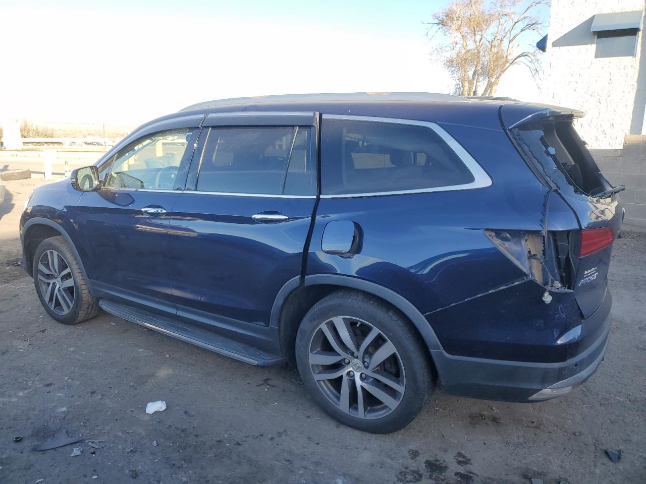2017 Honda Pilot - Image 2