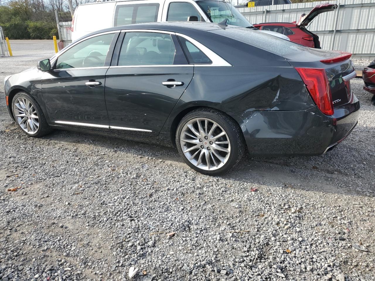 2014 Cadillac XTS - Image 2