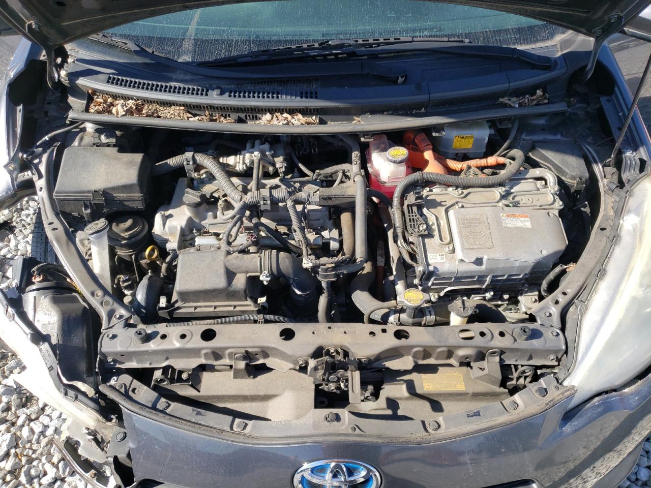2012 Toyota Prius - Image 11