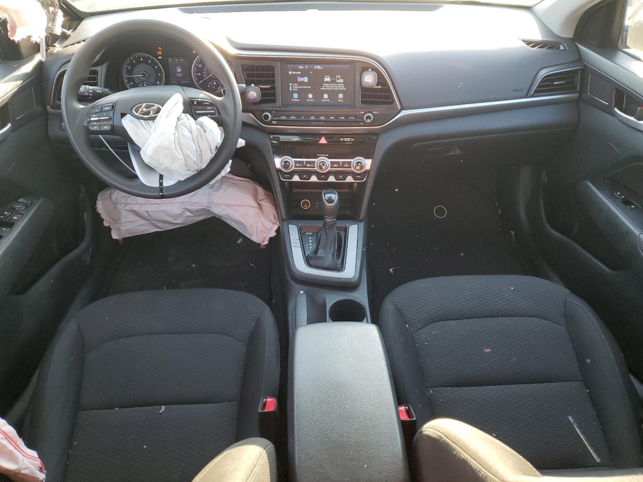 2020 Hyundai Elantra - Image 8