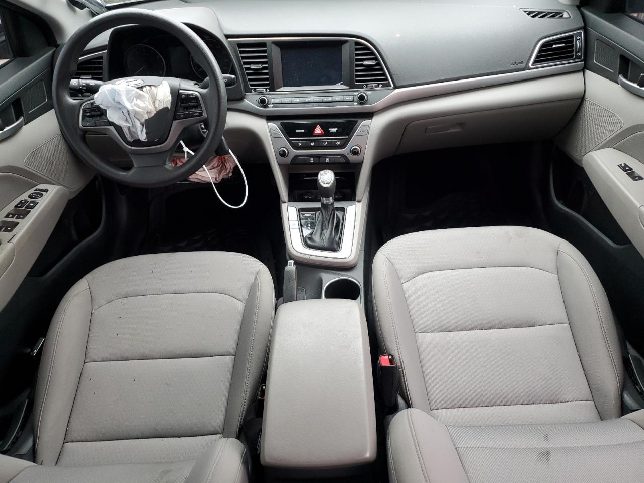 2018 Hyundai Elantra - Image 8