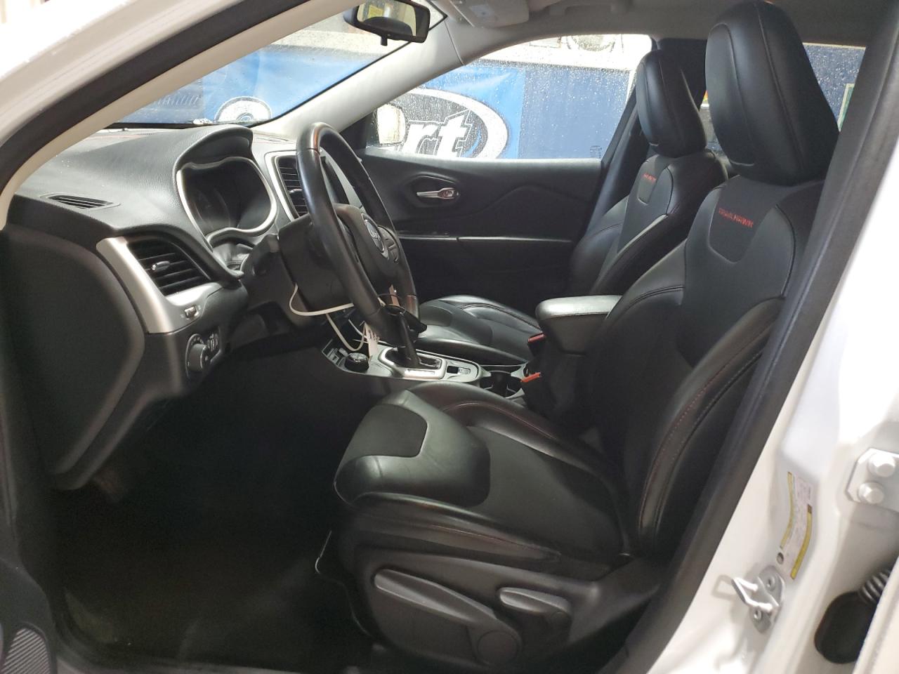 2016 Jeep Cherokee - Image 7