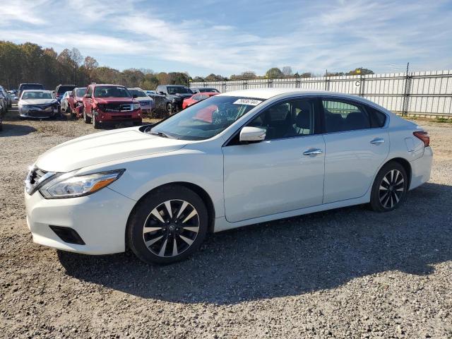  NISSAN ALTIMA 2018 White