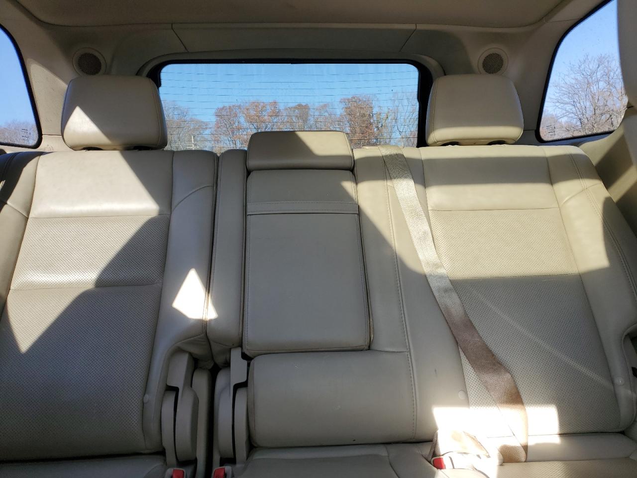 2011 Jeep Grand Cherokee - Image 10
