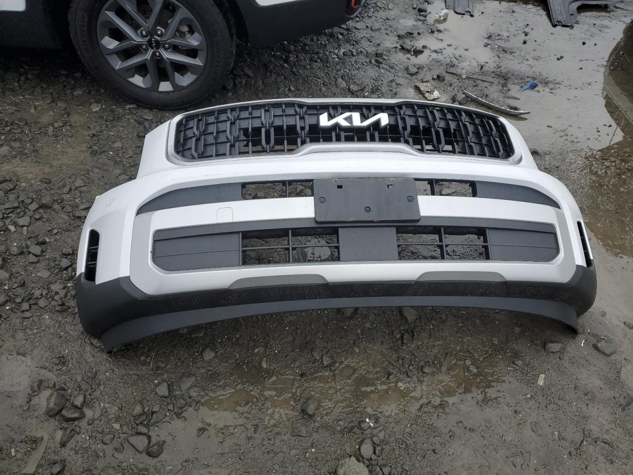 2023 Kia Telluride - Image 13