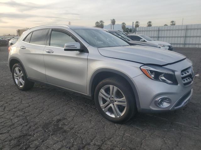  MERCEDES-BENZ GLA-CLASS 2018 Silver