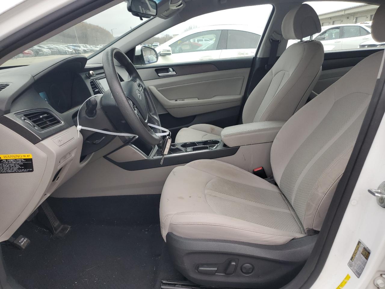 2015 Hyundai Sonata - Image 7