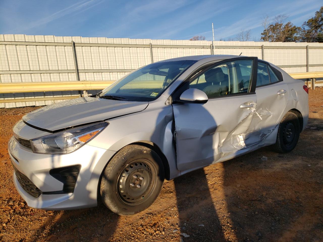 2023 Kia Rio - Image 1