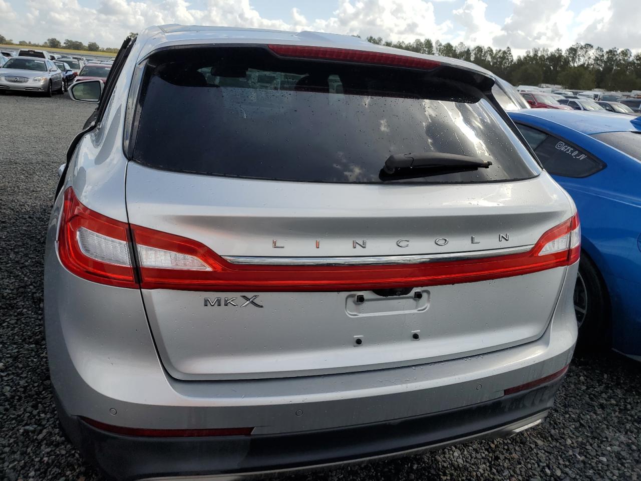 VIN 2LMPJ6LR9JBL12777 2018 LINCOLN MKX no.6